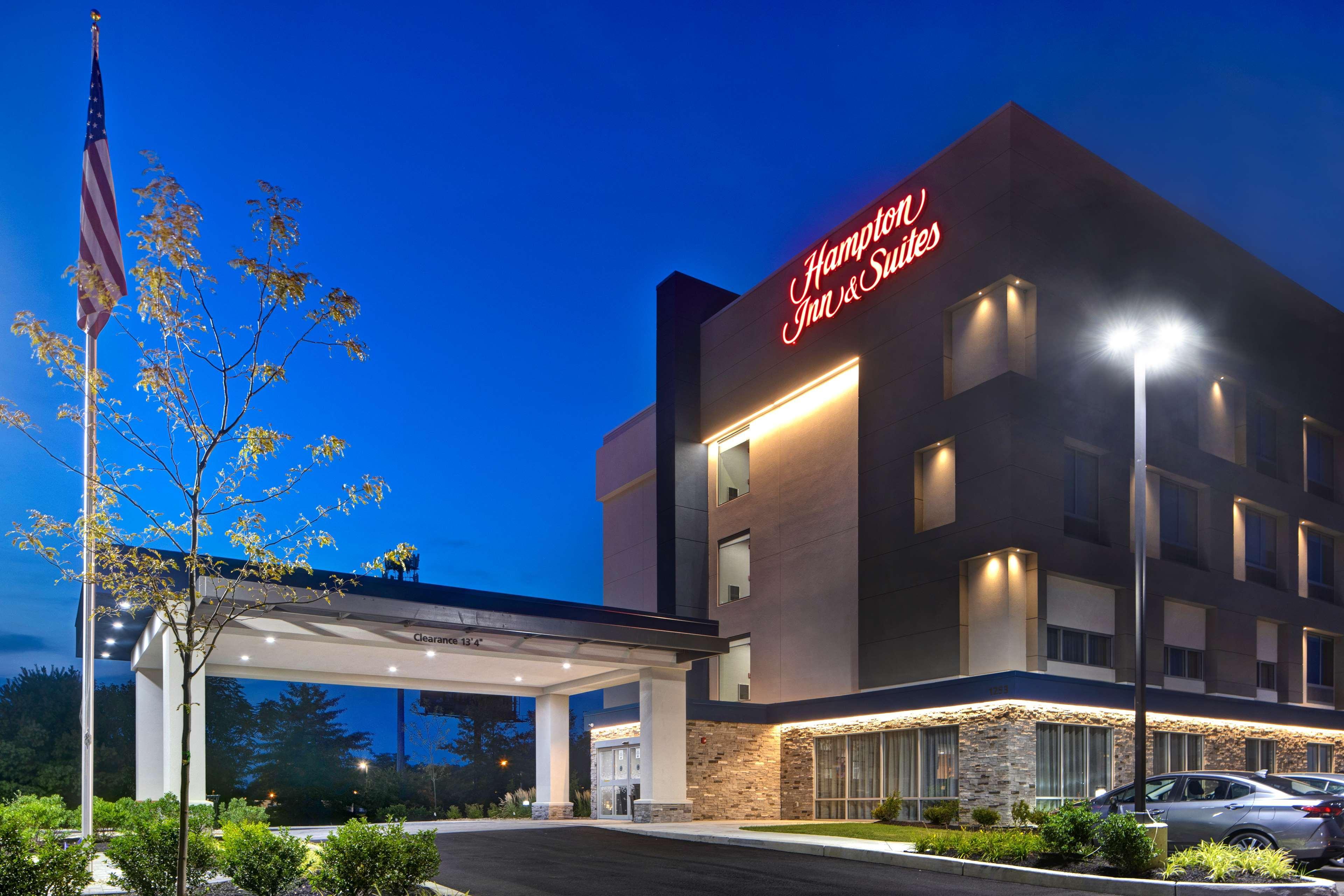 Hampton Inn & Suites Deptford, Nj Exterior photo